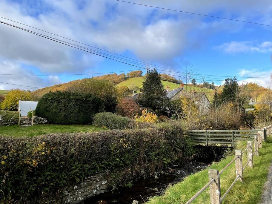 Y Felin Bed And Breakfast And Smallholding Caersws Εξωτερικό φωτογραφία